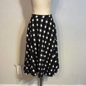 Chic Black and White Plaid A-Line Skirt Nordtrom Signature Suze 6